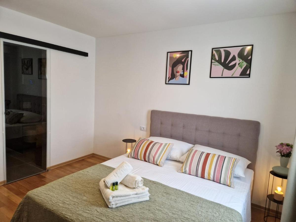Jazz Rooms And Apartments 罗维尼 外观 照片